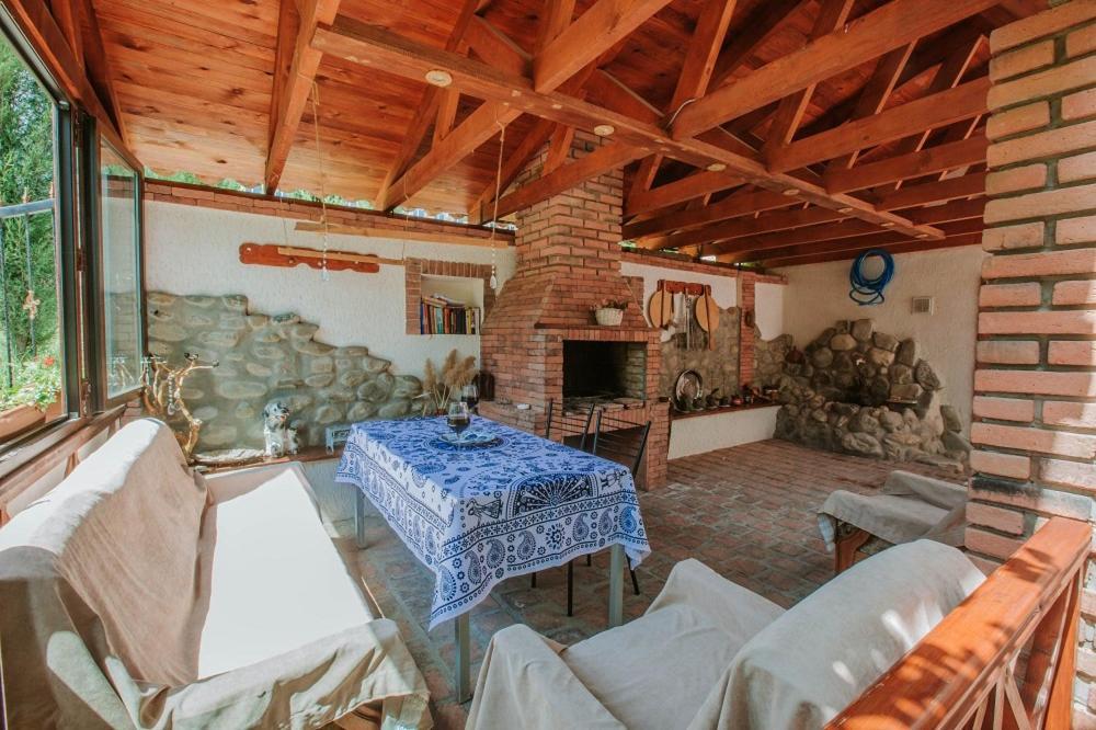 Neli & Zaal Guest House Telavi Eksteriør bilde
